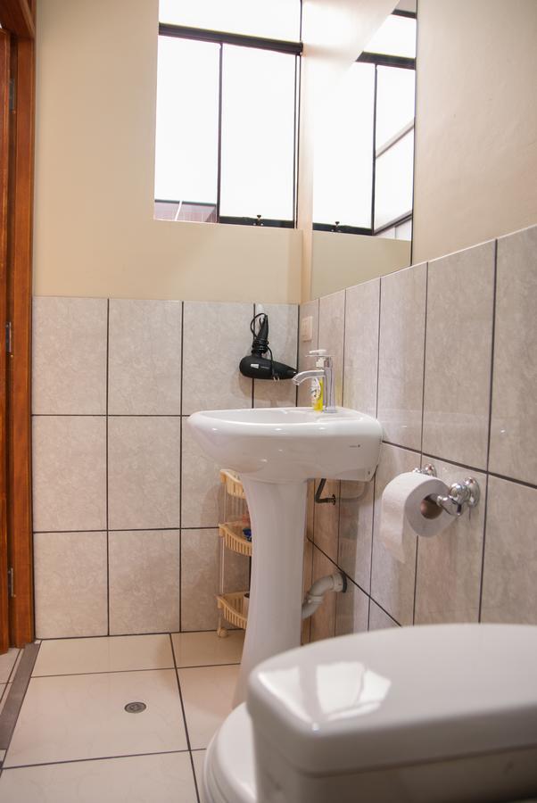 B&B Valcava Урубамба Экстерьер фото
